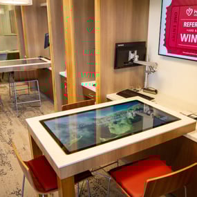 Hawaii_State_federal_Credit_Union_Digital_Touch_Table